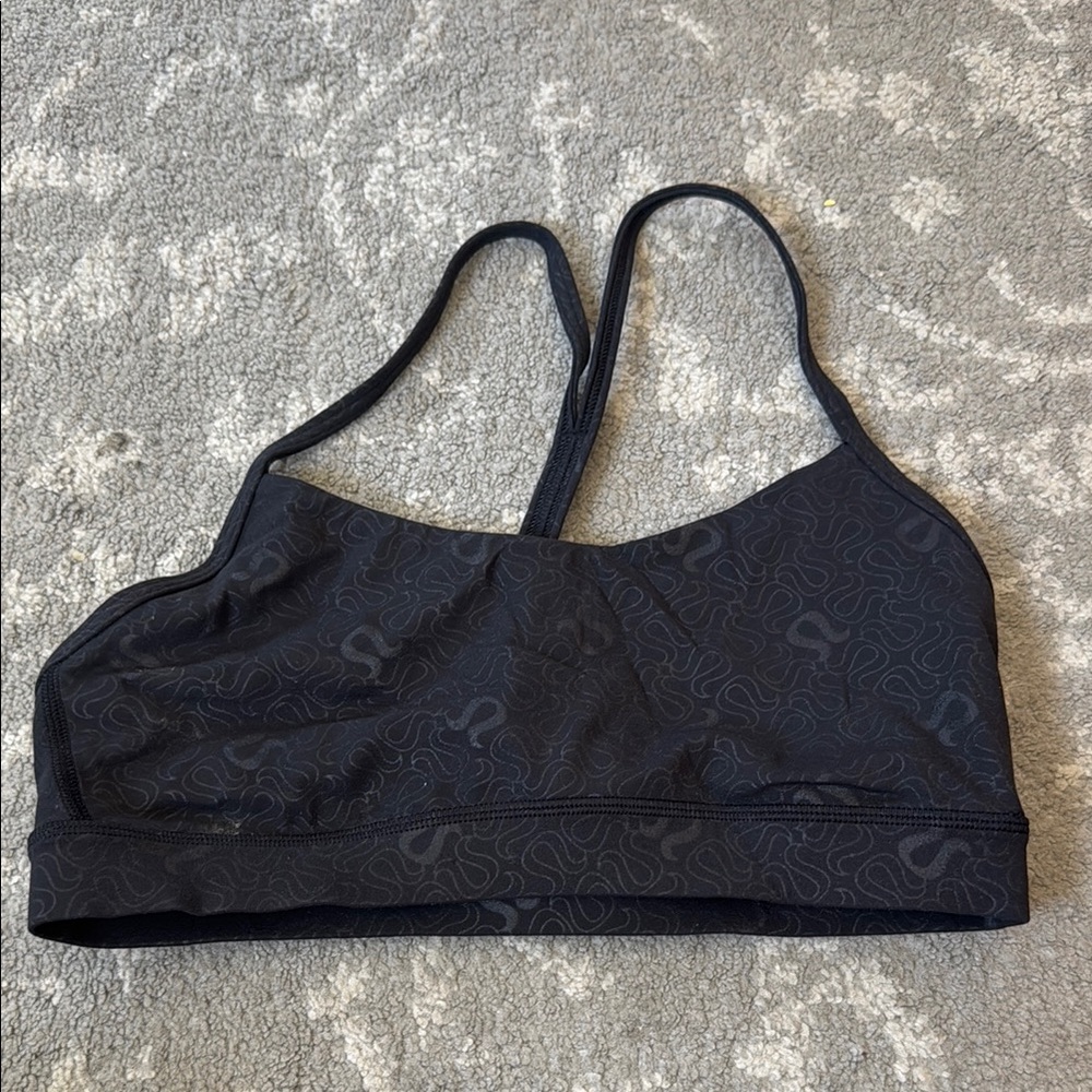 Lululemon Flow Y Nulu Bra Size 8